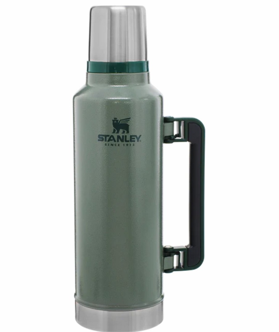 Bottles * | Stanley Classic Legendary Bottle 2 Qt Hammertone Green